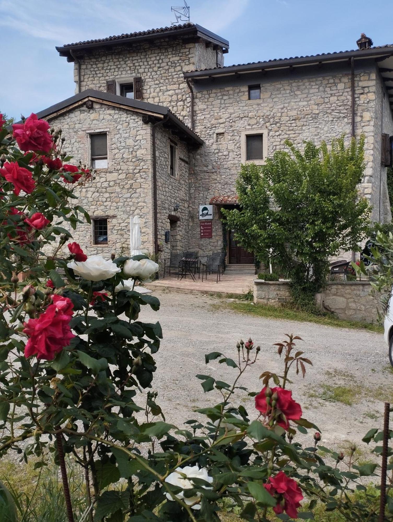 Agriturismo Casa Rastelli Monte Orsello ภายนอก รูปภาพ