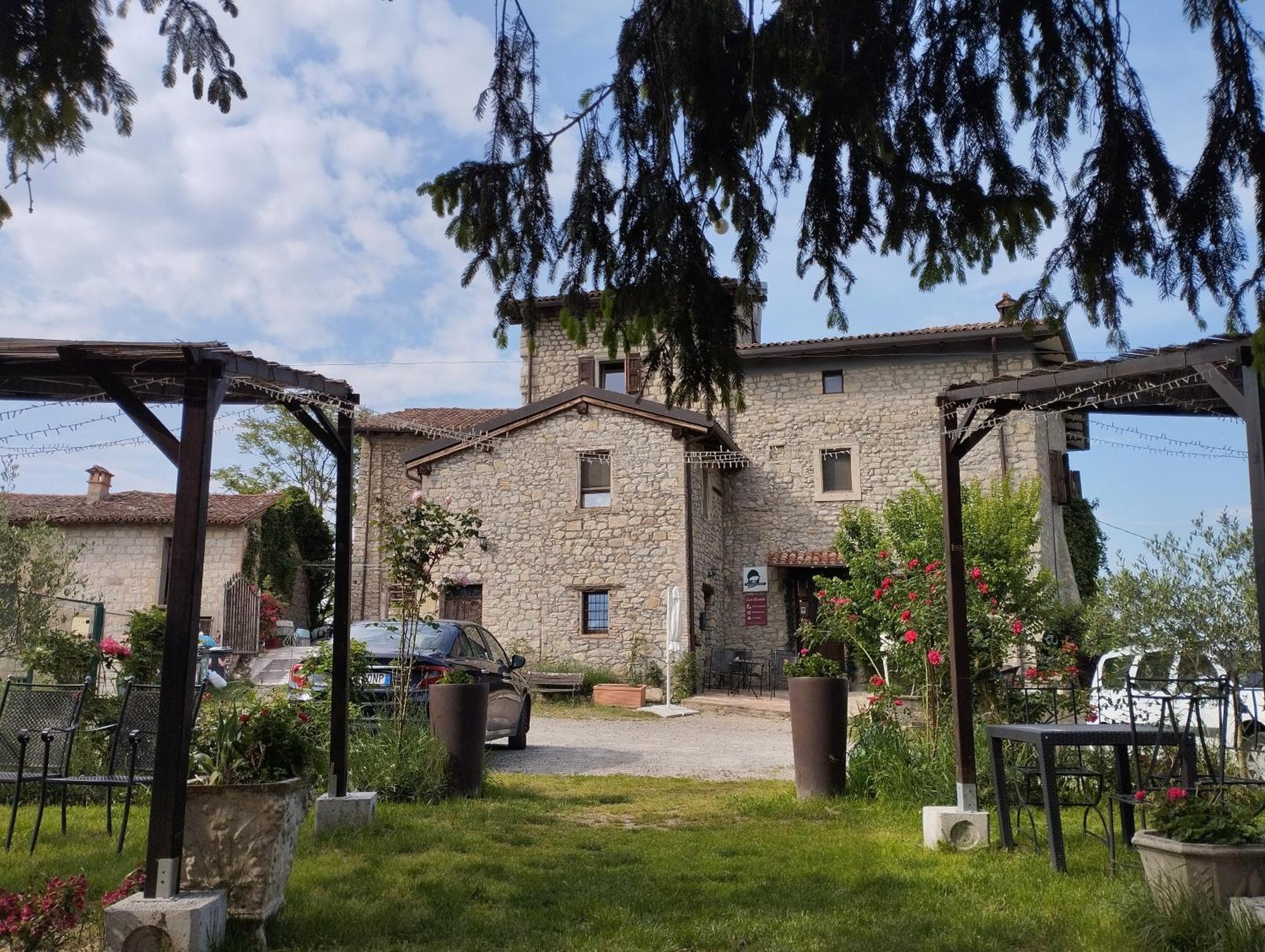 Agriturismo Casa Rastelli Monte Orsello ภายนอก รูปภาพ