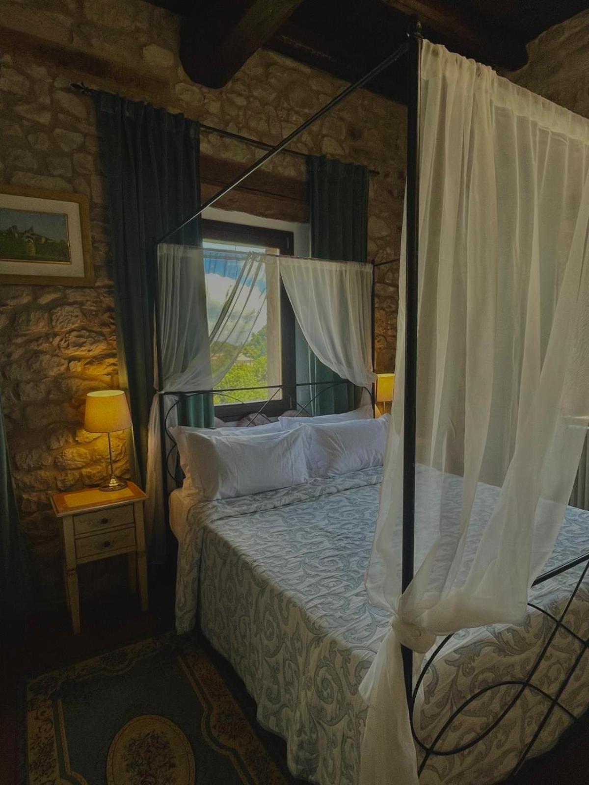 Agriturismo Casa Rastelli Monte Orsello ภายนอก รูปภาพ