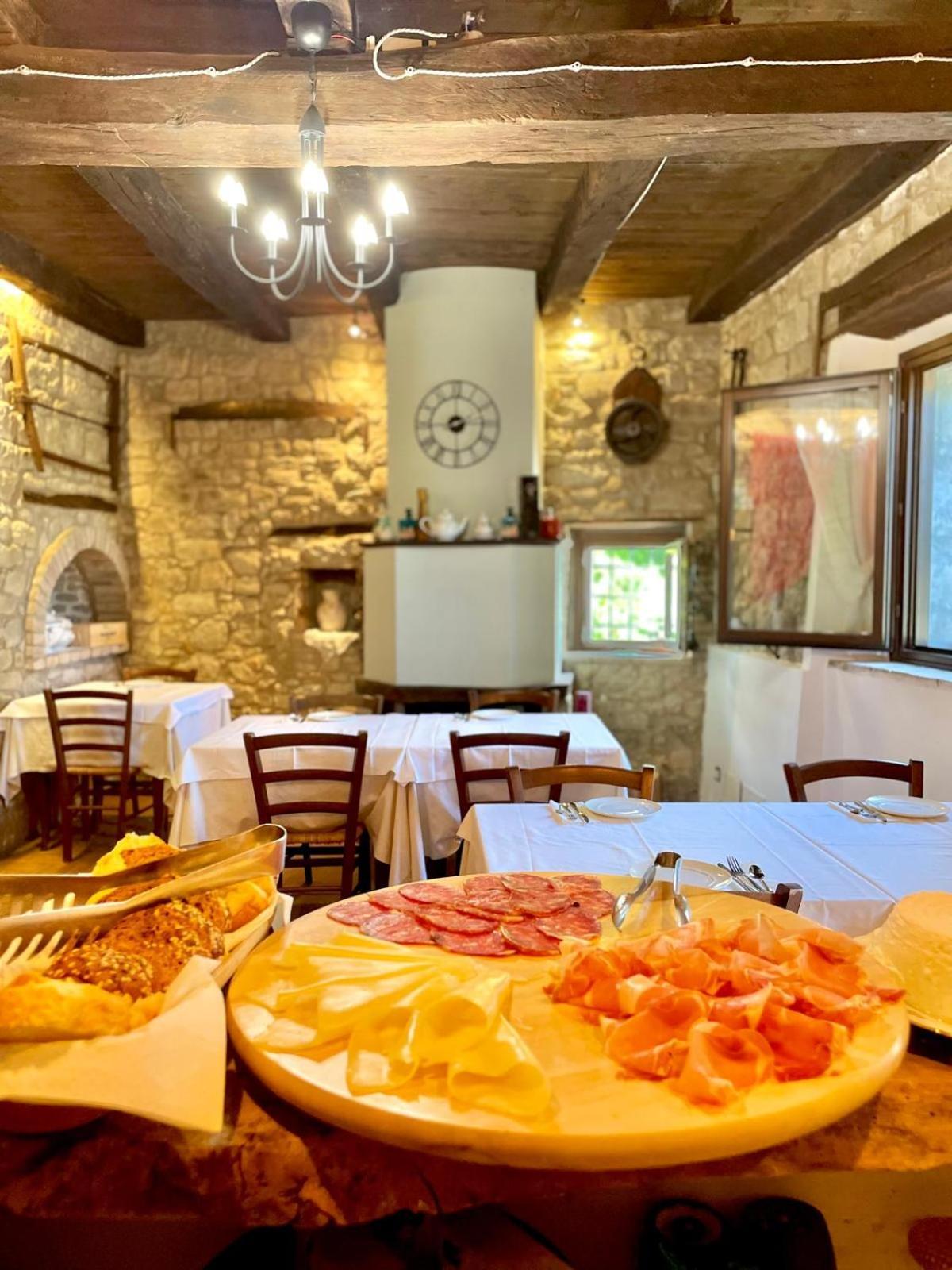 Agriturismo Casa Rastelli Monte Orsello ภายนอก รูปภาพ