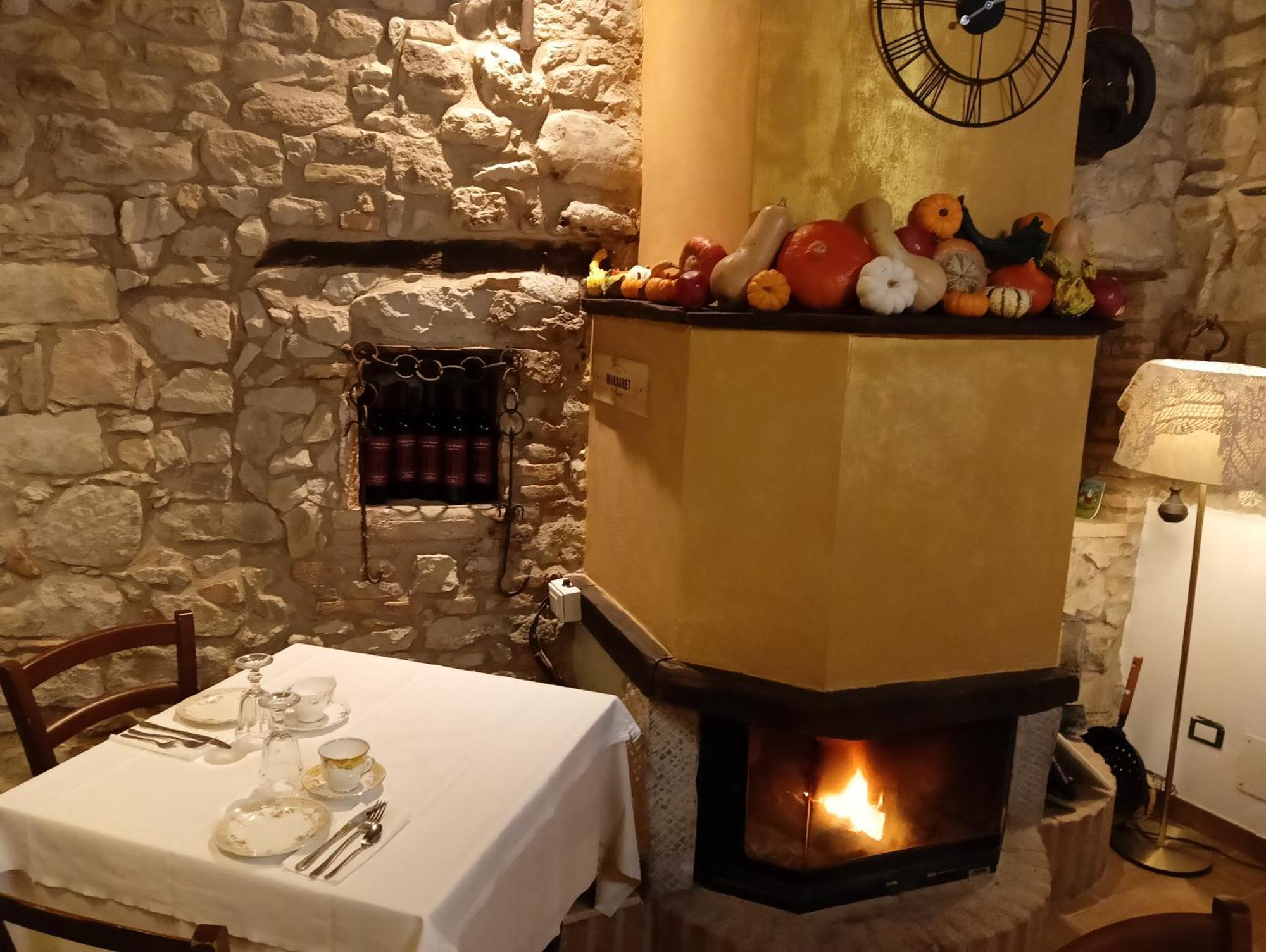 Agriturismo Casa Rastelli Monte Orsello ภายนอก รูปภาพ